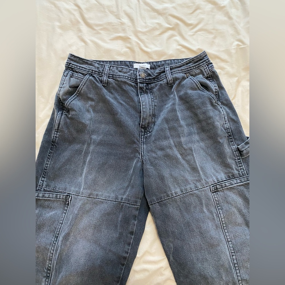 Forever 21 black cargo jeans